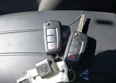 2020 Nissan Rogue S Intelligent Awd z USA, uszkodzony, nr VIN KNMAT2MV3LP520668